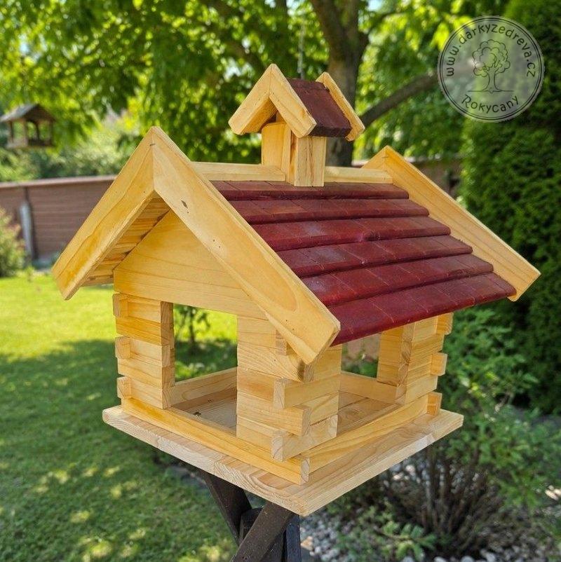 Ptačí krmítko dřevěné - srub MAXI 50 x 46 x 47 cm hnědá střecha