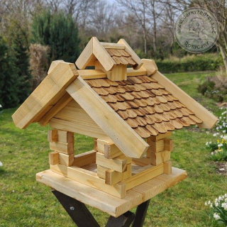 Dřevěné krmítko pro ptáky srub střední 40 x 29 x 34 cm žíhaná střecha